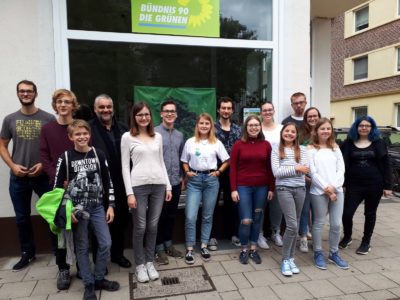 Gruppenfoto der Gründungsmitglieder der Jungen Grünen Rhein Kreis Neuss