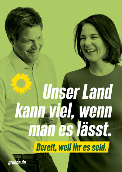 Wahlplakat, Hintergrund Annalena und Robert, Text: Unser land kann viel, wenn man es lässt